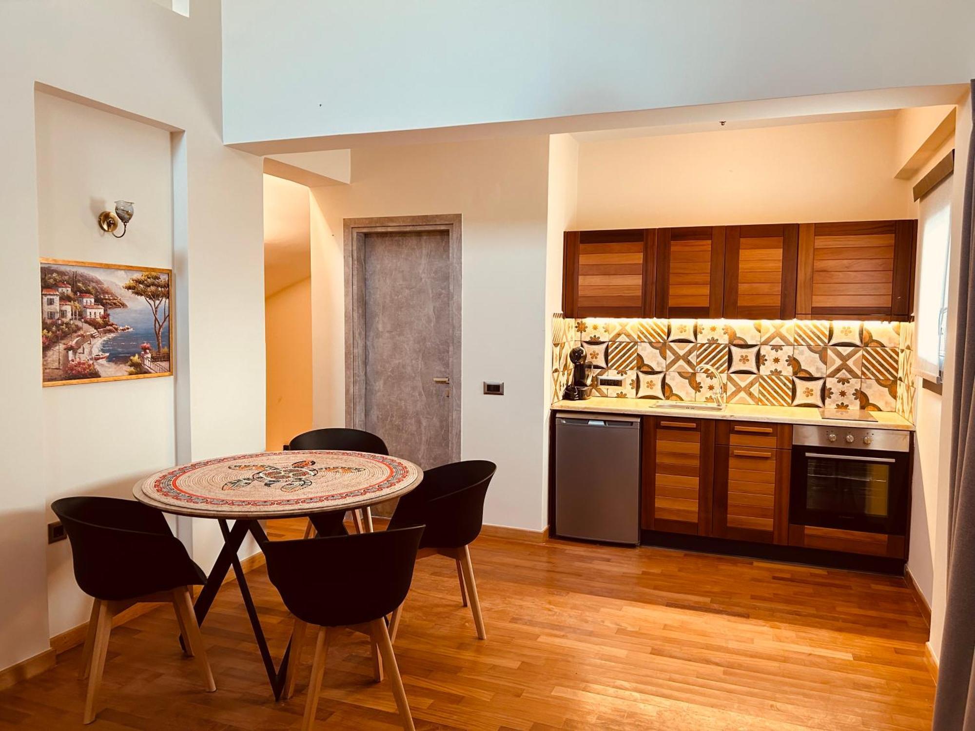 Golden Moments Luxury Stone Villas C Messaria  Room photo